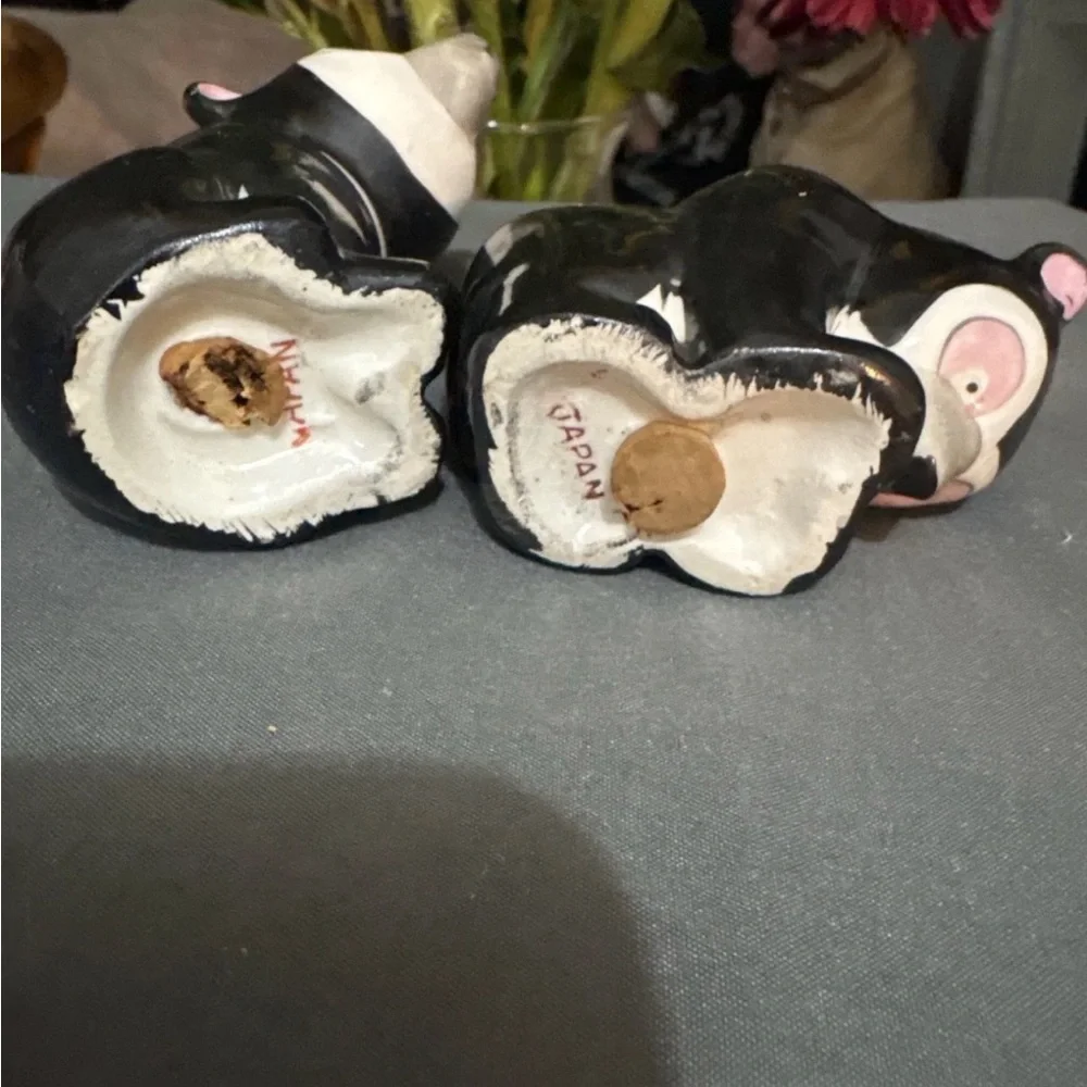 Vintage Asian Salt & Pepper Shaker Set Black Bears with  made in Japan - Picture 5 of 5